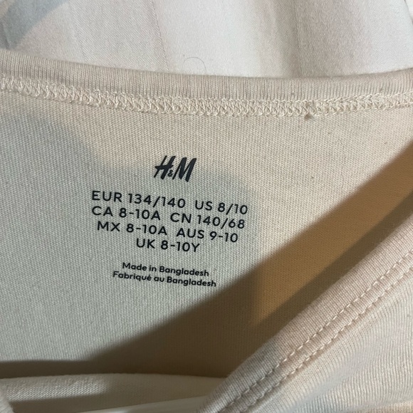 H&M Cream Long Sleeve Shirt with Bear Graphic - Picture 4 of 4